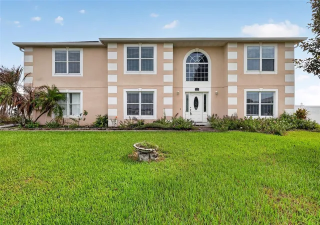 Photo 1 of Single family home for sale at 321 Lake Hills Ln, Eagle Lake, FL 33839 | MLS# G5118855 | Listing updated on 2026-10-29
