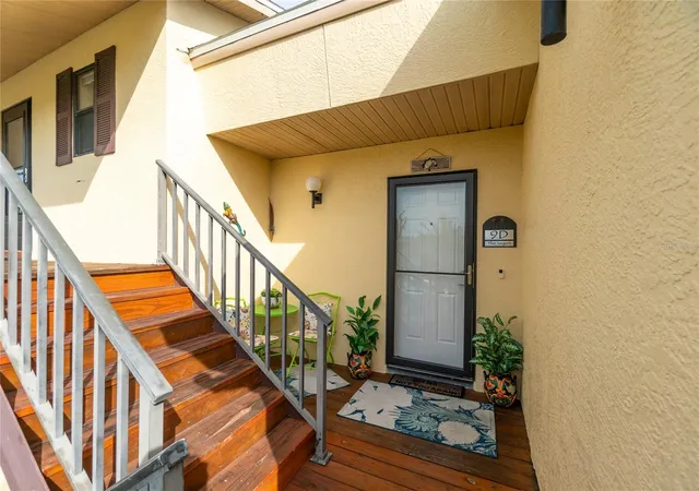 Photo 2 of Condo for sale at 4260 Placida Rd #9D, Englewood, FL 34224 | MLS# D6149100 | Listing updated on 2026-10-10