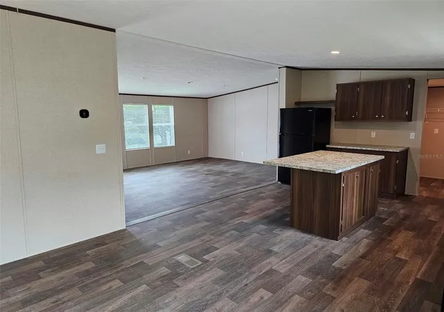 Photo 4 of Manufactured home for sale at 6931 Castillo Ct, Orlando, FL 32822 | MLS# O6448572 | Listing updated on 2026-10-10
