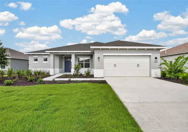 Photo 2 of Single family home for sale at 10360 Sw 106th Court, Ocala, FL 34481 | MLS# OM733732 | Listing updated on 2026-10-09