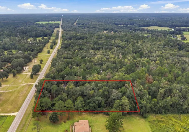 Photo 4 of Single family home for sale at 16414 N County Rd 225, Gainesville, FL 32609 | MLS# GC544067 | Listing updated on 2026-10-10