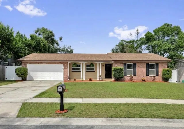 Single family home for sale at 14 Apple Hl Holw, CASSELBERRY, FL 32707 | MLS# O6448584