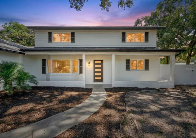 Photo 2 of Single family home for sale at 1595 Oak Ln, Clearwater, FL 33764 | MLS# TB8556461 | Listing updated on 2026-10-17