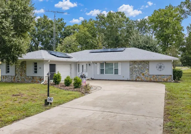 Photo 1 of Single family home for sale at 141 Douglas St N, Homosassa, FL 34446 | MLS# OM733733 | Listing updated on 2026-10-09