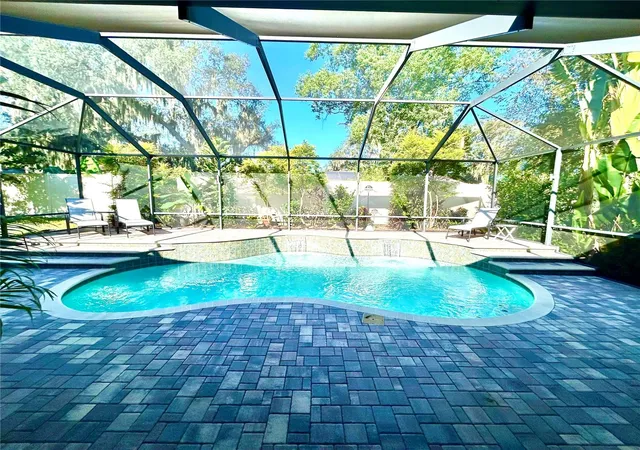 Photo 4 of Single family home for sale at 1212 Lorea Ln, Brandon, FL 33511 | MLS# TB8556466 | Listing updated on 2026-10-09