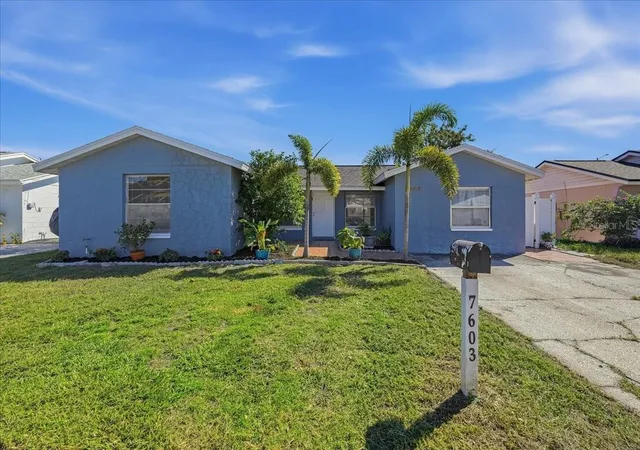Multi family home for sale at 7603 Woodland Oaks Ct, TAMPA, FL 33615 | MLS# TB8556468