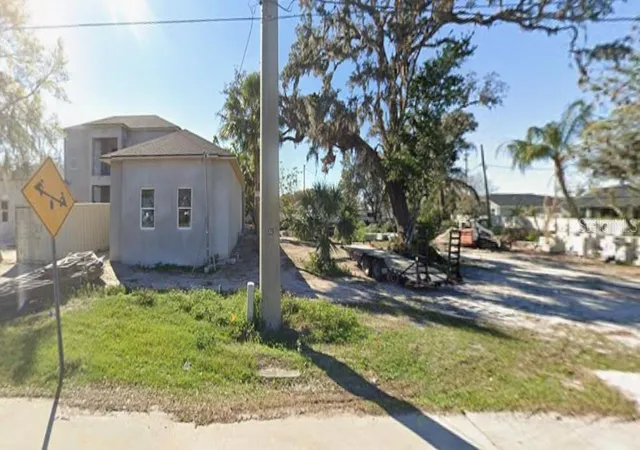 Photo 4 of Single family home for sale at 5605 Providence Rd, Riverview, FL 33578 | MLS# TB8556472 | Listing updated on 2026-10-10
