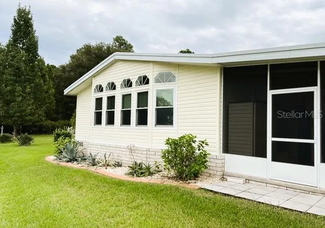 Photo 3 of Manufactured home for sale at 122 Tamarisk Way, Leesburg, FL 34748 | MLS# G5118859 | Listing updated on 2026-10-09