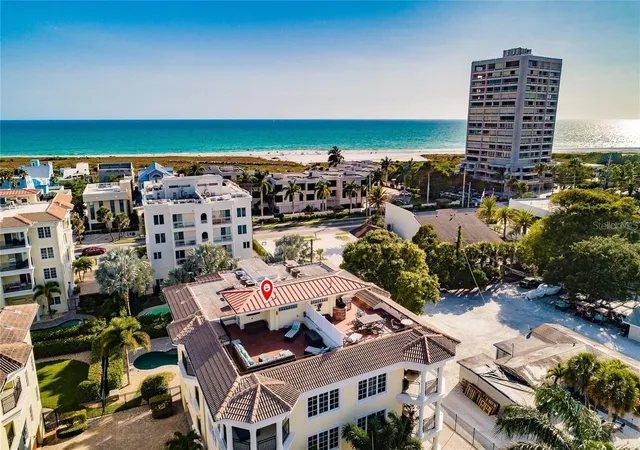 Photo 3 of Condo for sale at 304 Calle Miramar #304S, Sarasota, FL 34242 | MLS# A4709009 | Listing updated on 2026-10-23