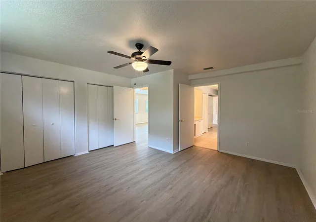 Photo 3 of Single family home for sale at 1331 30th Avenue E, Bradenton, FL 34208 | MLS# O6448592 | Listing updated on 2026-10-09