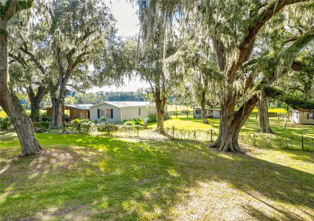 Manufactured home for sale at 2531 Cr 546a, BUSHNELL, FL 33513 | MLS# G5118860