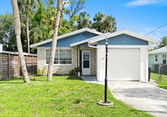 Photo 1 of Single family home for sale at 211 Fox Pl, Port Orange, FL 32127 | MLS# O6448597 | Listing updated on 2026-10-09