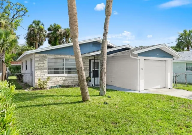 Photo 3 of Single family home for sale at 211 Fox Pl, Port Orange, FL 32127 | MLS# O6448597 | Listing updated on 2026-10-09