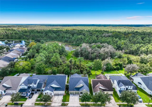 Photo 3 of Single family home for sale at 14226 Bradbury Rd, Orlando, FL 32828 | MLS# O6448599 | Listing updated on 2026-10-15