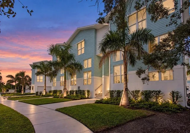 Photo 1 of Townhouse for sale at 3826 Pompano Dr Se, Saint Petersburg, FL 33705 | MLS# TB8556497 | Listing updated on 2026-10-10