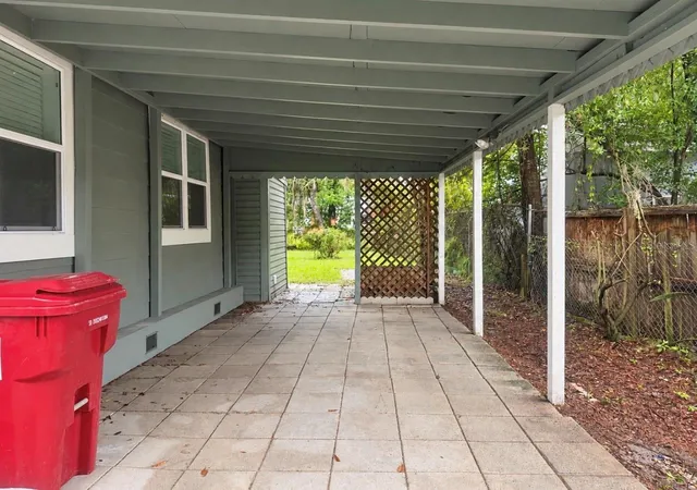 Photo 4 of Single family home for sale at 1204 N Morningside Dr, Plant City, FL 33563 | MLS# L4965652 | Listing updated on 2026-10-09