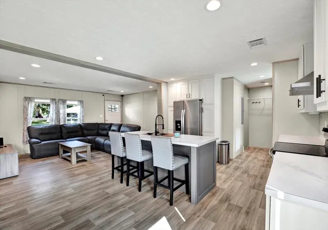 Photo 4 of Manufactured home for sale at 2829 N Lakefront Dr, Hernando, FL 34442 | MLS# TB8556503 | Listing updated on 2026-10-10