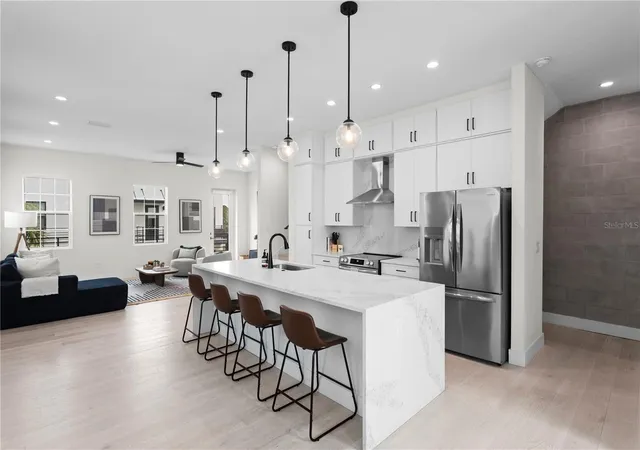 Photo 2 of Townhouse for sale at 2724 5th Avenue S, Saint Petersburg, FL 33712 | MLS# TB8556505 | Listing updated on 2026-10-10
