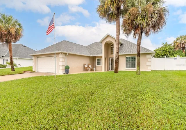 Photo 3 of Single family home for sale at 9 Sea Gull Dr, Ormond Beach, FL 32176 | MLS# NS1089455 | Listing updated on 2026-10-11