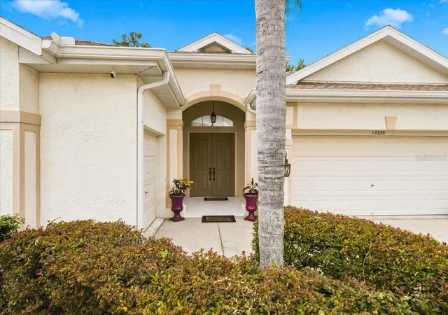 Photo 3 of Single family home for sale at 12220 Woodlands Cir, Dade City, FL 33525 | MLS# TB8556509 | Listing updated on 2026-10-09