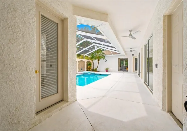 Photo 4 of Single family home for sale at 12220 Woodlands Cir, Dade City, FL 33525 | MLS# TB8556509 | Listing updated on 2026-10-09
