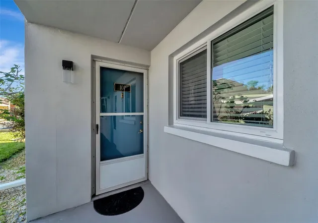 Photo 1 of Condo for sale at 649 Tamiami Trl S #107, Venice, FL 34285 | MLS# N6146131 | Listing updated on 2026-10-09