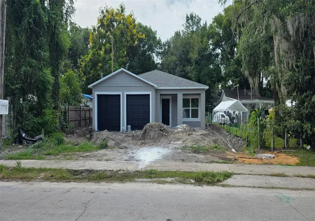 Photo 3 of Single family home for sale at 1320 40th Street, Orlando, FL 32839 | MLS# O6448621 | Listing updated on 2026-10-10