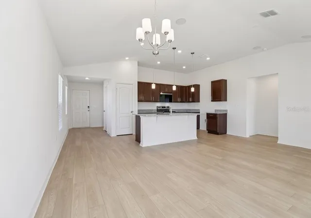 Photo 3 of Single family home for sale at 1516 Kayla Cir, Lake Wales, FL 33853 | MLS# O6448630 | Listing updated on 2026-10-10