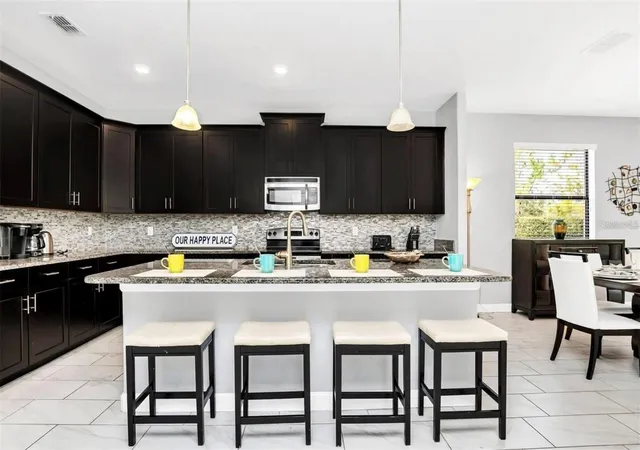 Photo 3 of Single family home for sale at 5504 Solterra Cir, Davenport, FL 33837 | MLS# O6448631 | Listing updated on 2026-10-09