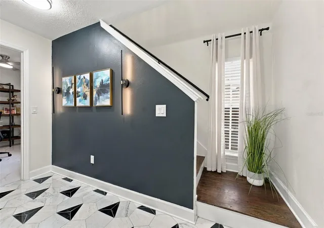 Photo 3 of Townhouse for sale at 3111 W De Leon St #9, Tampa, FL 33609 | MLS# TB8556522 | Listing updated on 2026-10-10