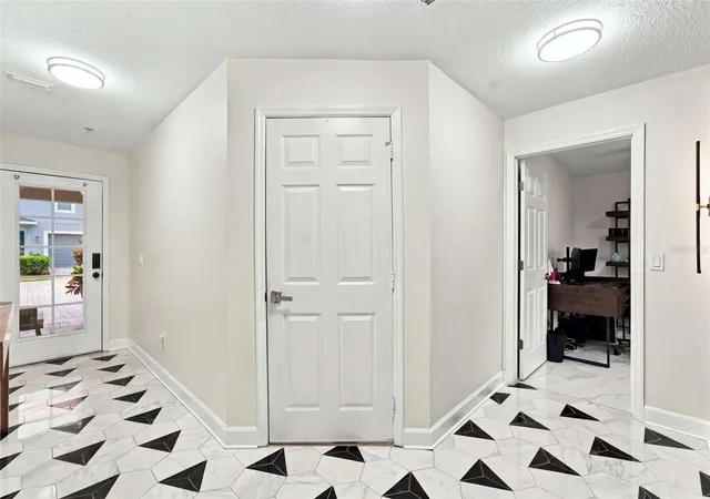 Photo 4 of Townhouse for sale at 3111 W De Leon St #9, Tampa, FL 33609 | MLS# TB8556522 | Listing updated on 2026-10-10