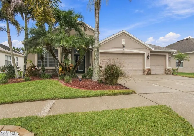Single family home for sale at 11009 Rockledge View Dr, RIVERVIEW, FL 33579 | MLS# TB8556524