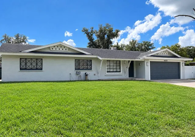 Photo 3 of Single family home for sale at 4600 Arcie St, Orlando, FL 32812 | MLS# S5159200 | Listing updated on 2026-10-17