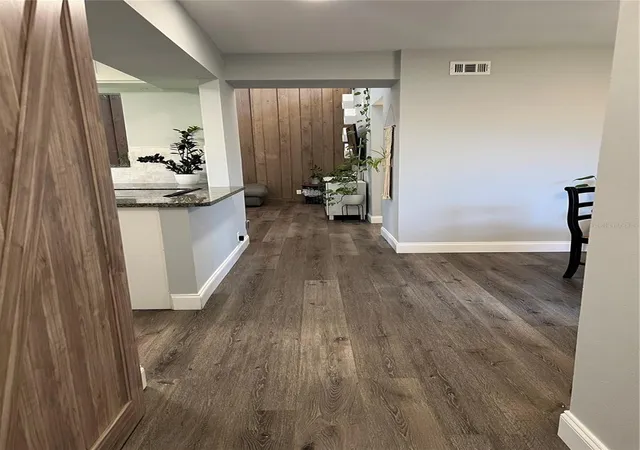 Listing Photo 2 - Condo for sale in building located at 269 Crown Oaks Wy, Longwood, FL 32779 - Unit #202