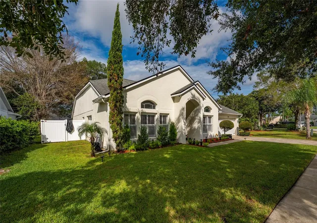 Photo 2 of Single family home for sale at 3498 Woodley Park Pl, Oviedo, FL 32765 | MLS# O6448648 | Listing updated on 2026-10-11