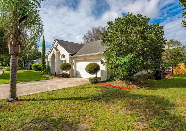 Photo 3 of Single family home for sale at 3498 Woodley Park Pl, Oviedo, FL 32765 | MLS# O6448648 | Listing updated on 2026-10-11