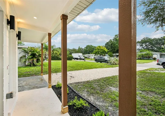 Photo 4 of Single family home for sale at 334 E Cornelius Cir, Sarasota, FL 34232 | MLS# A4709035 | Listing updated on 2026-10-09