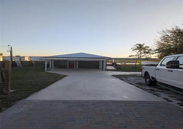 Photo 2 of Single family home for sale at 6538 US Hwy 441 SE, Okeechobee, FL 34974 | MLS# O6448650 | Listing updated on 2026-10-17