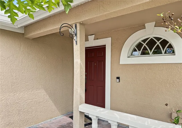 Photo 2 of House for sale at 30935 Whitlock Dr, Wesley Chapel, FL 33543 | MLS# TB8556541 | Listing updated on 2026-10-09
