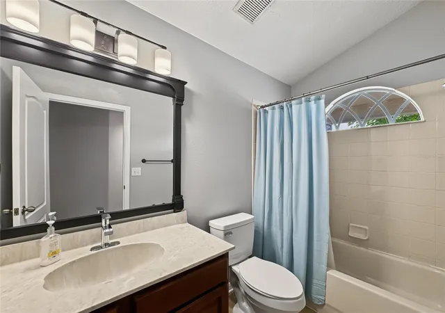 Photo 4 of House for sale at 30935 Whitlock Dr, Wesley Chapel, FL 33543 | MLS# TB8556541 | Listing updated on 2026-10-09