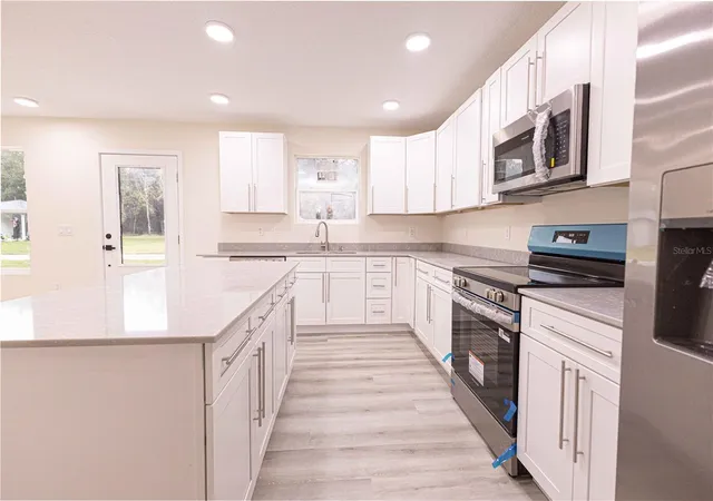 Photo 4 of Single family home for sale at 2399 Cr 423, Lake Panasoffkee, FL 33538 | MLS# G5118871 | Listing updated on 2026-10-09