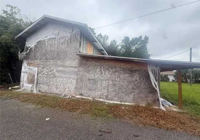 Photo 3 of Single family home for sale at 814 Texas Ave, Lakeland, FL 33815 | MLS# O6448654 | Listing updated on 2026-10-09
