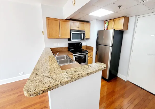 Photo 3 of Condo for sale at 151 E Washington St #327, Orlando, FL 32801 | MLS# S5159207 | Listing updated on 2026-10-10