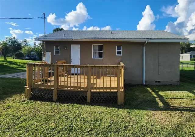 Photo 3 of Single family home for sale at 4725 Knollwood Dr, Punta Gorda, FL 33982 | MLS# O6448659 | Listing updated on 2026-10-09