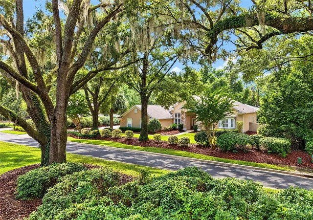 Photo 2 of Single family home for sale at 3912 Sw 88th Street, Gainesville, FL 32608 | MLS# GC544072 | Listing updated on 2026-10-13