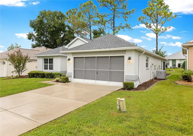 Photo 3 of Single family home for sale at 7349 Sw 112th Place, Ocala, FL 34476 | MLS# OM733750 | Listing updated on 2026-10-10