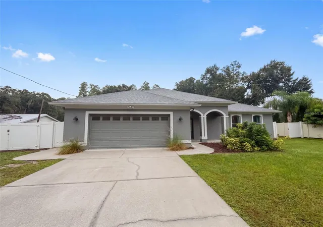 Single family home for sale at 219 Willow Bnd Pkwy, LUTZ, FL 33549 | MLS# O6448666