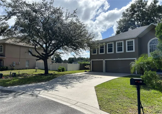 Photo 2 of Single family home for sale at 4520 SE 30th Street, Ocala, FL 34480 | MLS# OM733751 | Listing updated on 2026-10-10