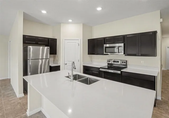 Photo 3 of Single family home for sale at 4141 Bull St, Saint Cloud, FL 34772 | MLS# O6448667 | Listing updated on 2026-10-09