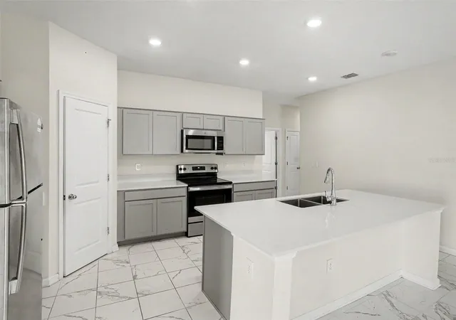 Photo 3 of Single family home for sale at 4410 Holstein St, Saint Cloud, FL 34772 | MLS# O6448669 | Listing updated on 2026-10-09